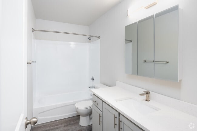 2 habitaciones, 2 baños - 1100-1160 pies cuadrados