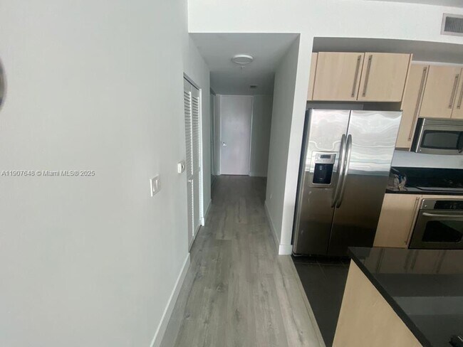Photo - 1111 SW 1st Ave Unit 2217-N