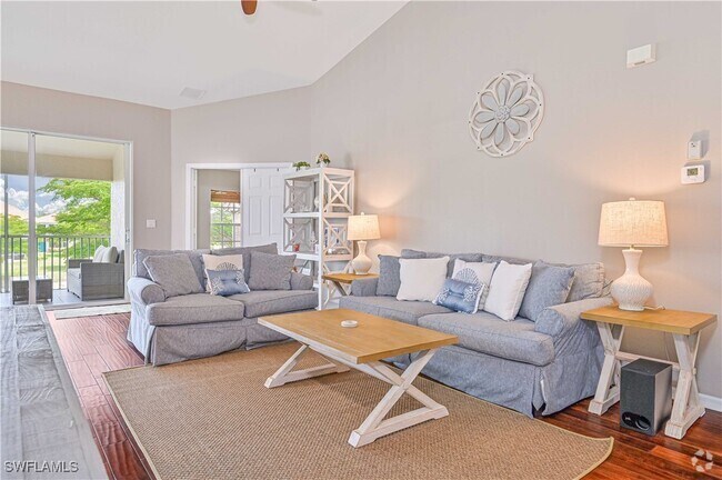 Building Photo - 5615 Sherborn Dr Unit 201 Rental