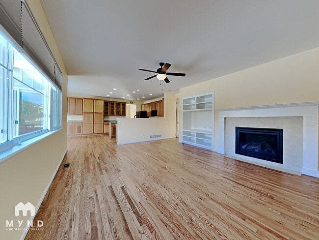 Photo - 10883 Torreys Peak Way