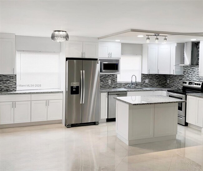 Photo - 488 Brittany K Unit 488