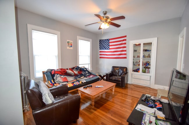 Photo - 83 Surrey St Unit 22