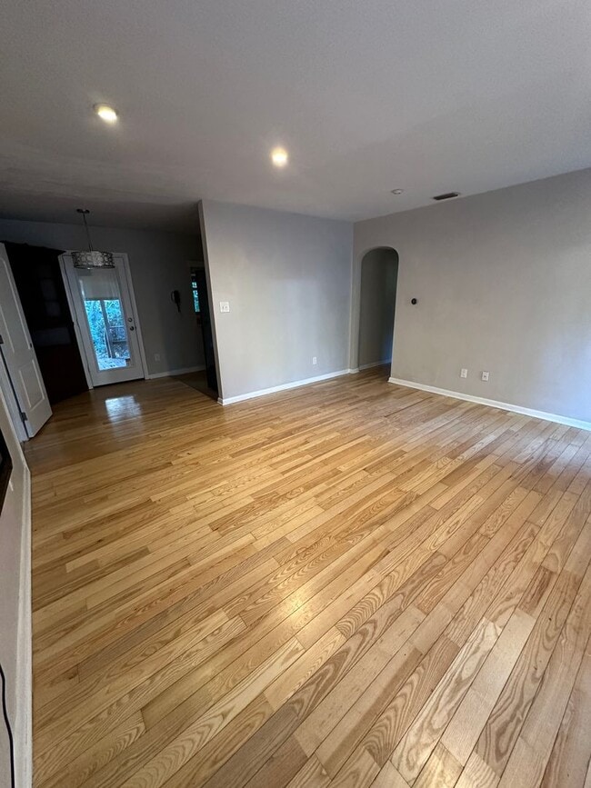 Photo - 4 bedroom, 2 bathroom house by TMH! Available now!