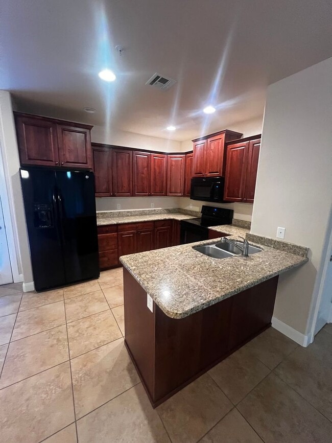 Photo - Desirable Black Rock Condo - Quite/Peaceful Unidad 76