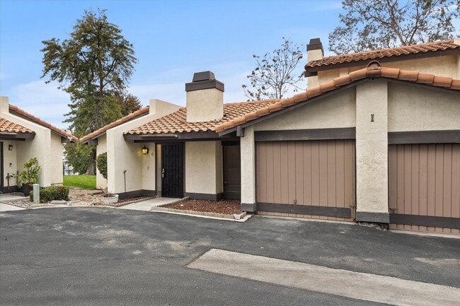 Photo - Beautiful 2-Bedroom Condo in Bakersfield, CA