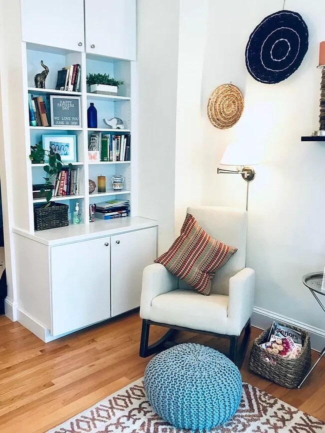 Photo - 1053 Beacon St