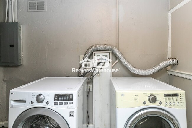 Photo - 1836 E 77th St