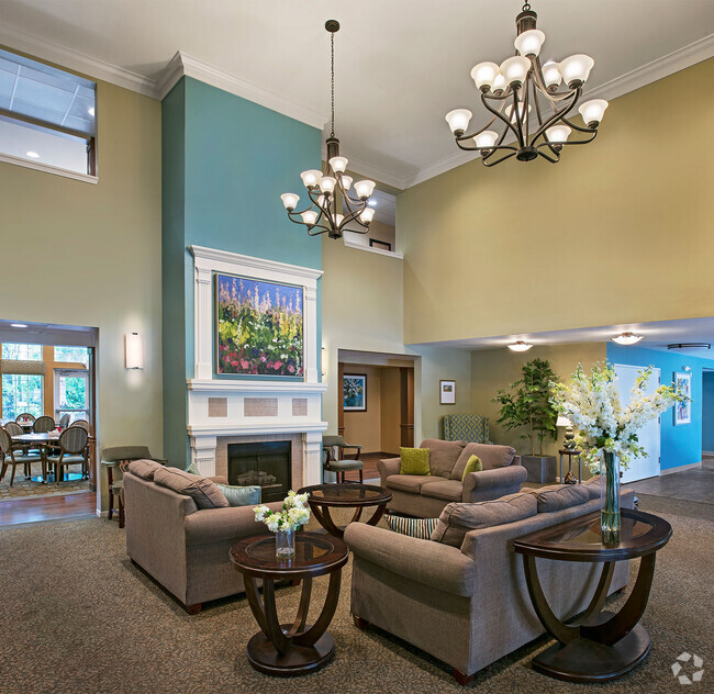 Lobby Area - Grand Woods Senior Apartments