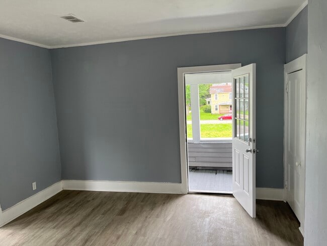 Photo - 1109 NE Perry Ave