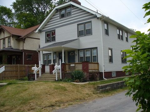 Photo - 373 E 16th Ave