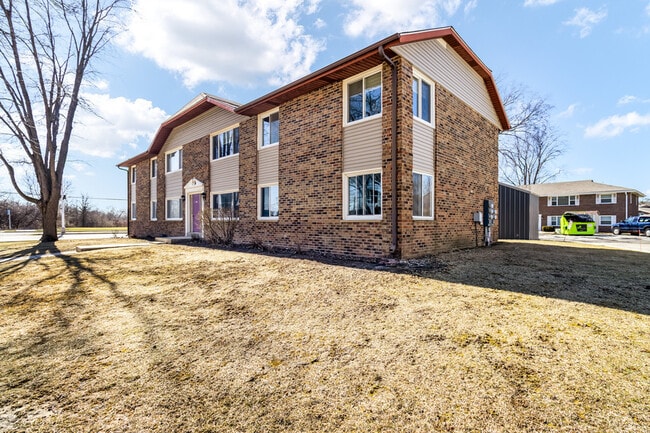 Building Photo - 1344 Camden Way Unit B