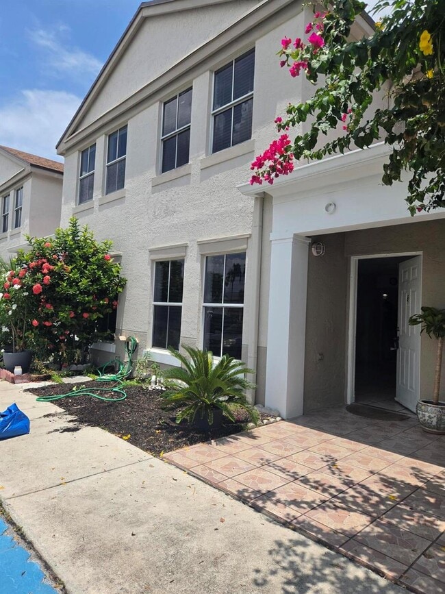 Building Photo - 9187 Fontainebleau Blvd Unit 419