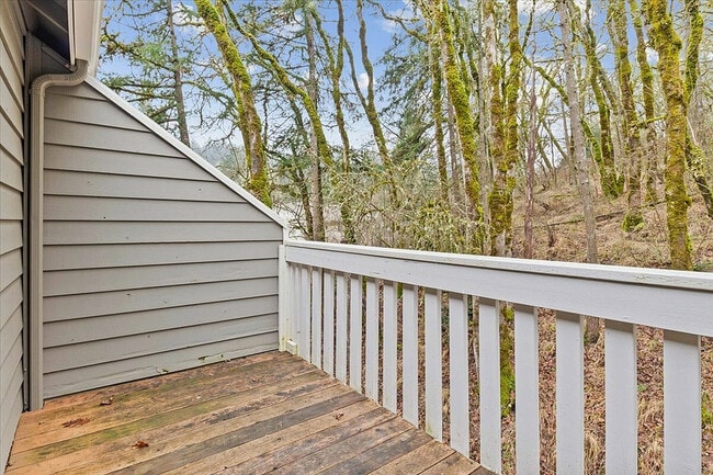 Witham Village Apartments - Corvallis Oregon - Patio & Balcony