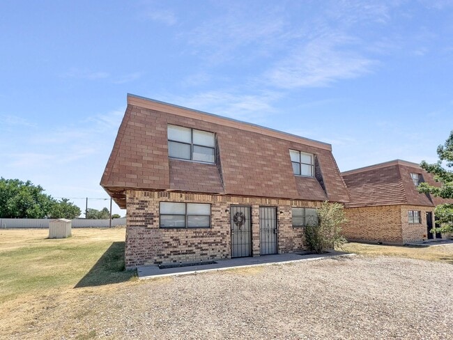 Building Photo - 1811 W Jackson Ave Unit A