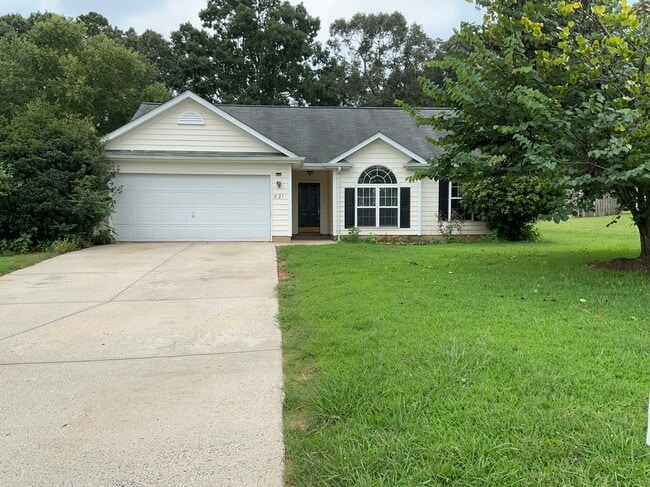 Building Photo - 821 Barbee Farm Dr Rental