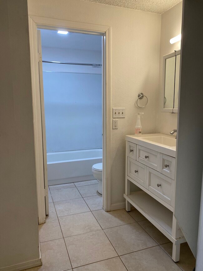 Photo - 731 Preston Ave Unit A