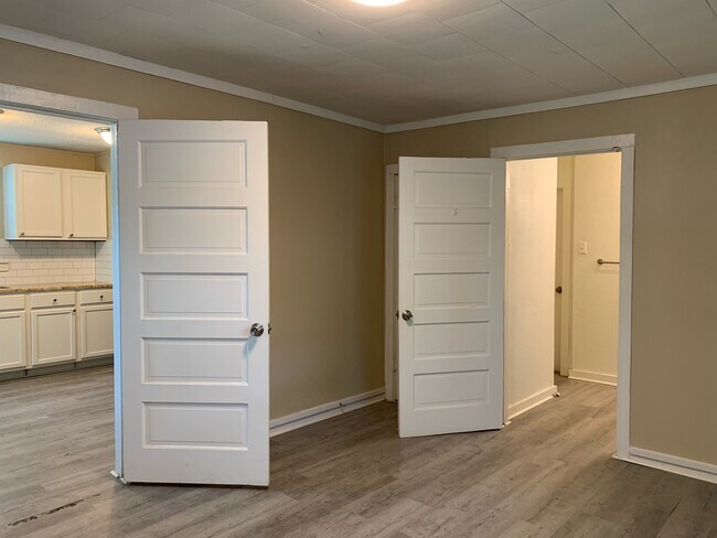 Photo - 500 E Heron St