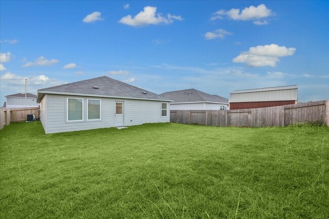 Photo - 337 Grayson Baw Ln