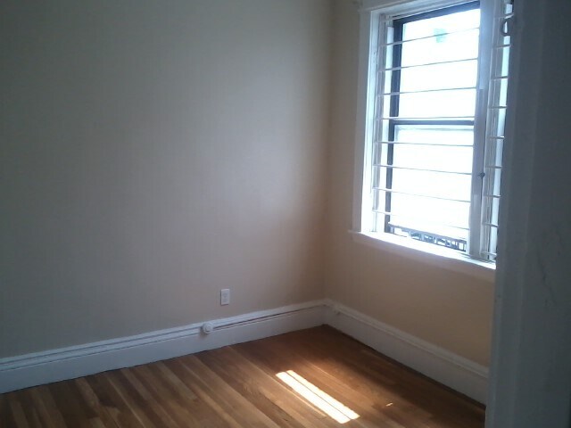 Photo - 1111 Boylston St