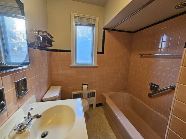 Photo - 107 Upper Knapp Rd