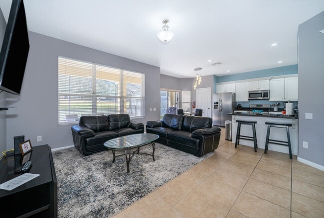 2626 Daulby St Unit SI ID1622385P