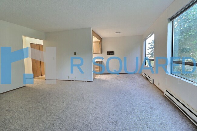 Photo - 3000 SW Avalon Way