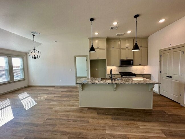 Photo - 4 bedroom - Gated community - Bixby Schools