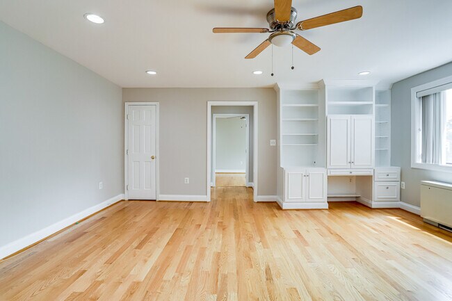 Photo - 3515 Washington Blvd Unit #210