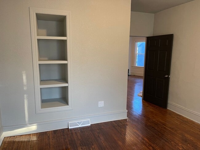Photo - 673-675 Park Ave Unit 675 Park Ave
