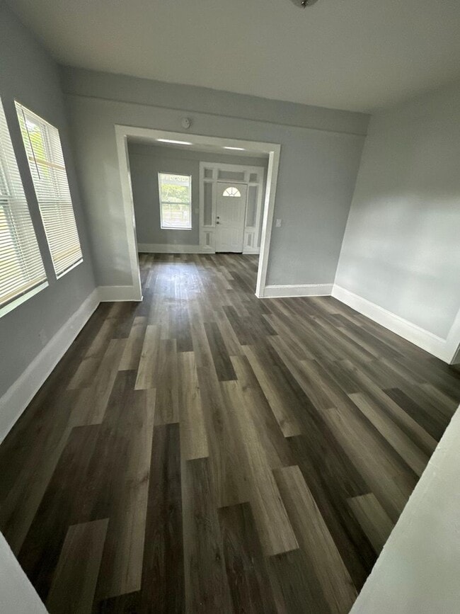 Photo - Fully Renovated 3/2 Available for Immediate Rent!