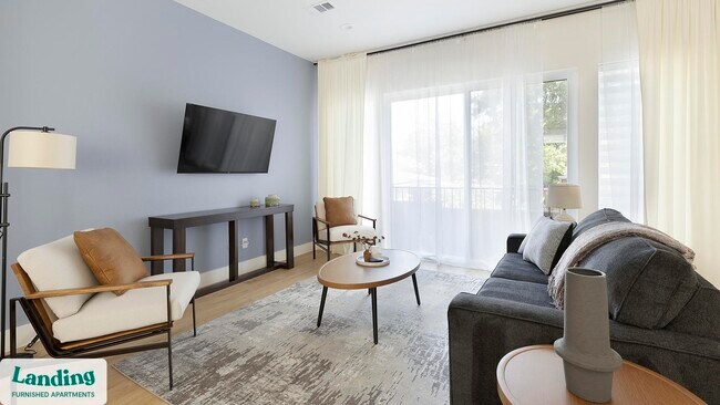 2206 Arroyo Ave Unit 104