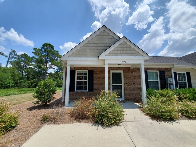 Building Photo - 198 Buckhaven Way