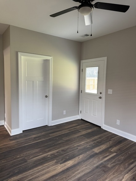Building Photo - 402 Cleveland Ave Rental