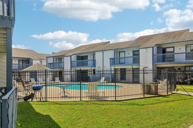 Photo - 13151 Walden Rd Unidad 206