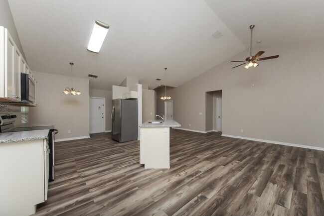 Photo - 4697 Prairie Point Blvd