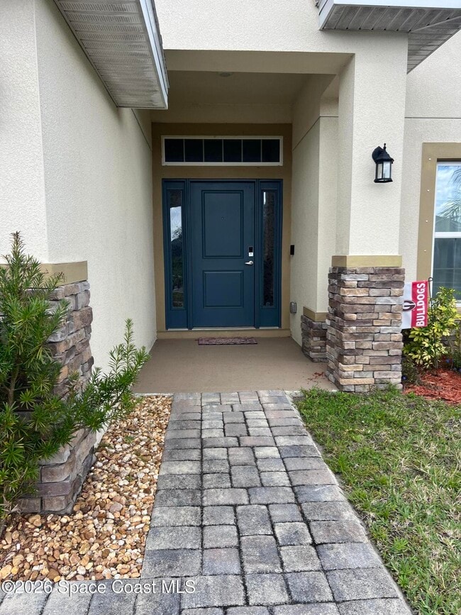 Photo - 1843 Middlebury Drive