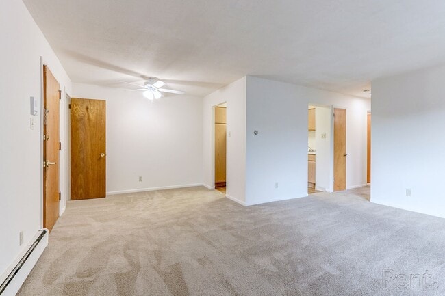 White Oak Apartments