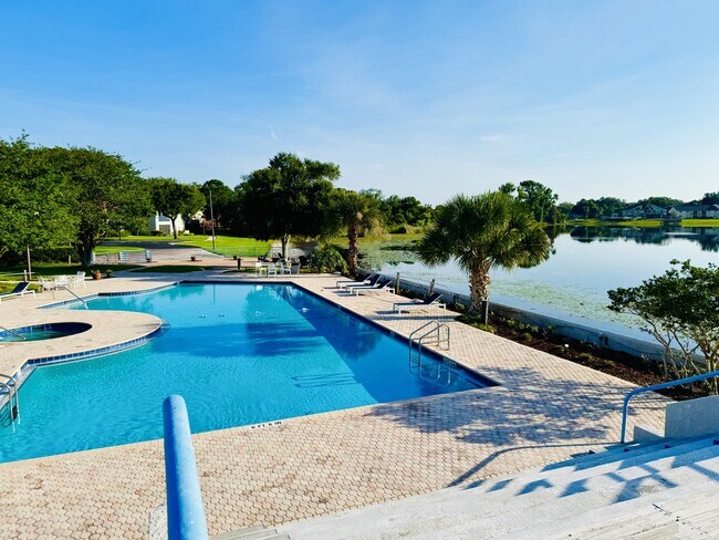 1000 Winderley Pl Unit 128