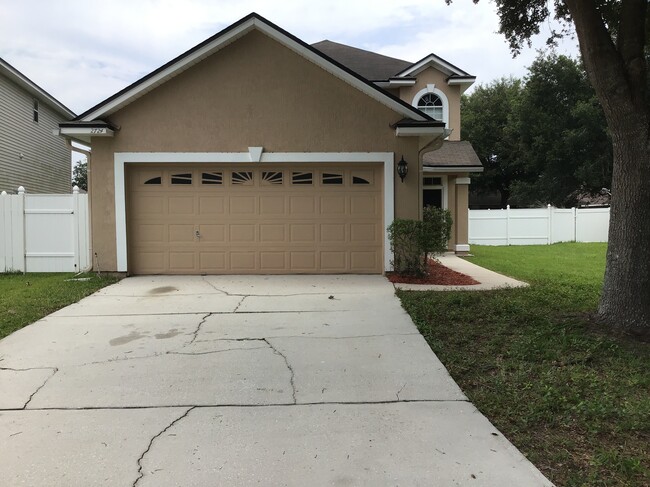 Building Photo - 2724 Creekfront Dr