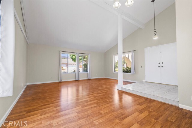 Photo - 1860 Olivewood St