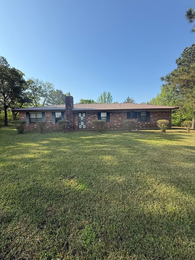 Country Living - Country Living