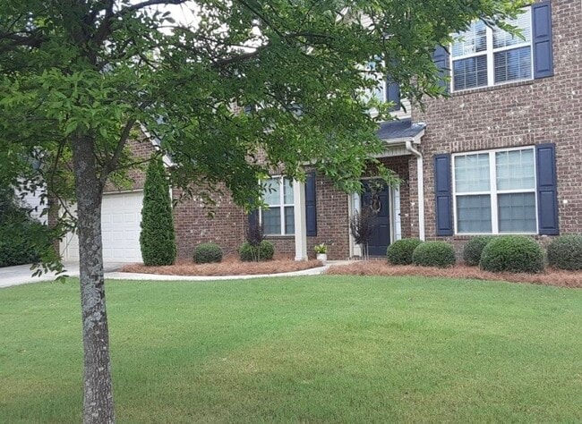 319 Haywood Dr