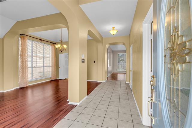 Photo - 6911 Thunderbird Dr