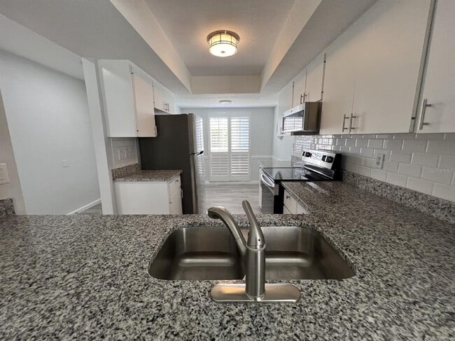 Photo - 5262 Wedgewood Ln Unit 52