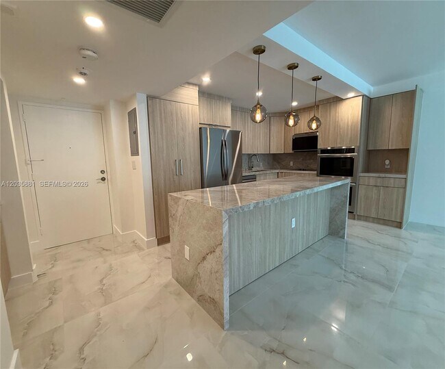 Photo - 19390 Collins Ave Unidad 224