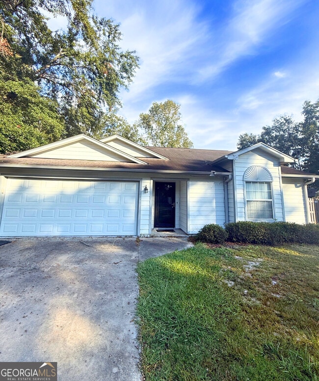 Building Photo - 122 Royal Acres Cir