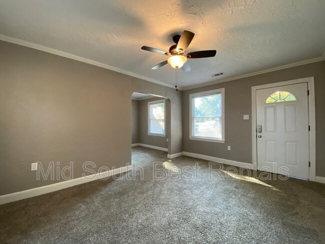 Photo - 1106 Marlin Rd