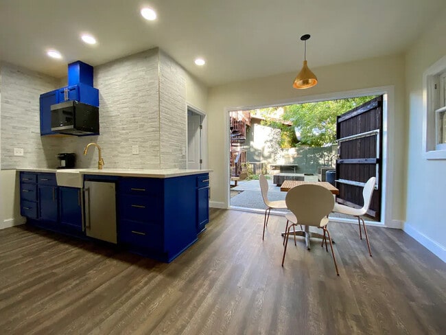 1301 N Van Ness Ave Unit D