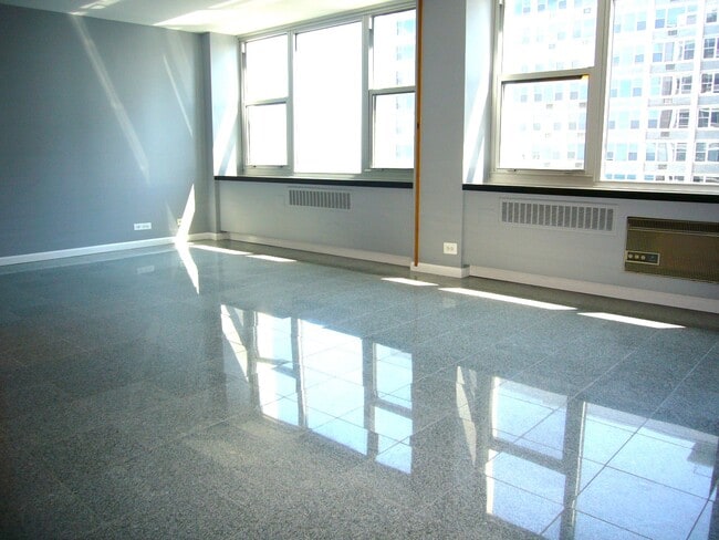 Photo - 4250 N Marine Dr Unit 2225