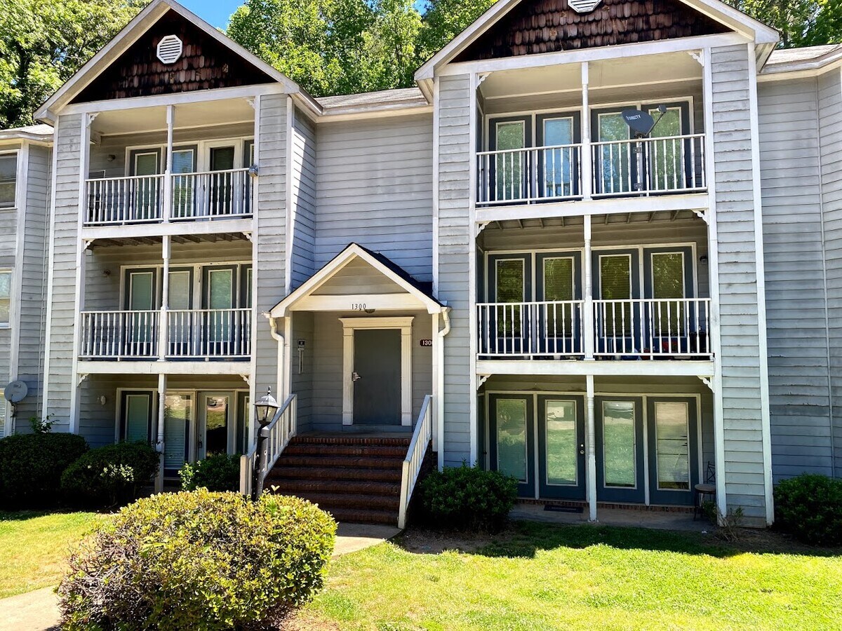 Main Building - 1300 Park Glen Dr Unit 101